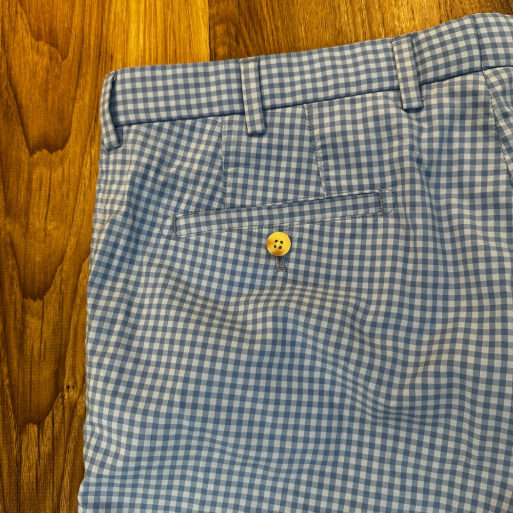 Peter Millar Featherweight Golf Shorts Size 36 - Picture 7 of 11